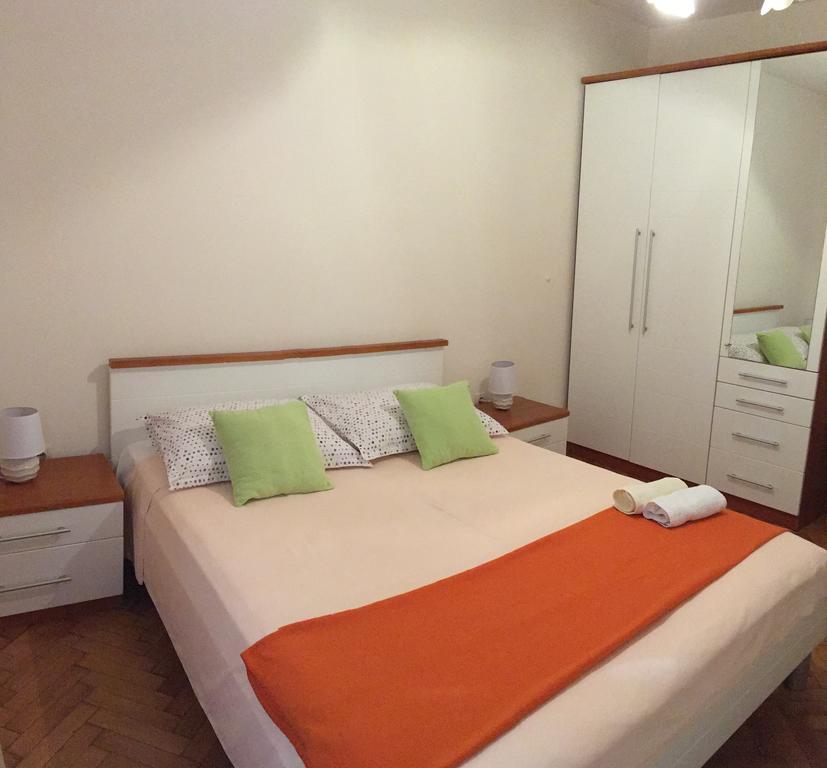 Guesthouse Cipre Lumbarda Ngoại thất bức ảnh