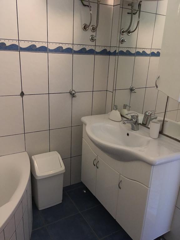 Guesthouse Cipre Lumbarda Ngoại thất bức ảnh